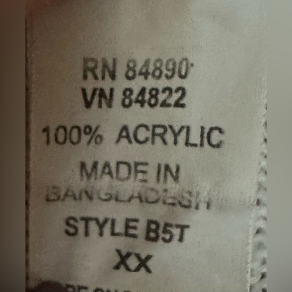 Vintage Sara Morgan Button Up Cardigan in Soft White. Womens Size XXL - Picture 6 of 6